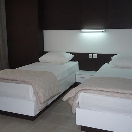 Apartments Good Night Ni Exterior foto