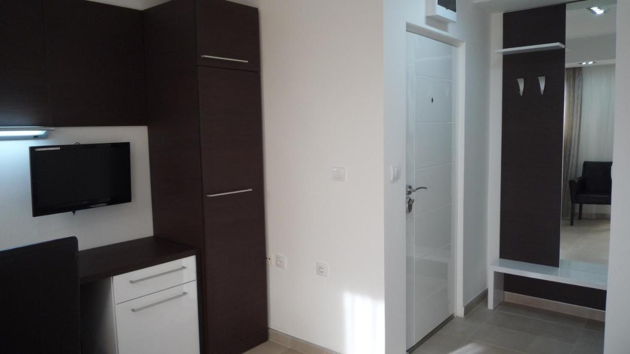 Apartments Good Night Ni Exterior foto